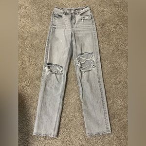 Grey American Eagle Highest waist 90s Boyfriend jean SIZE: 2L